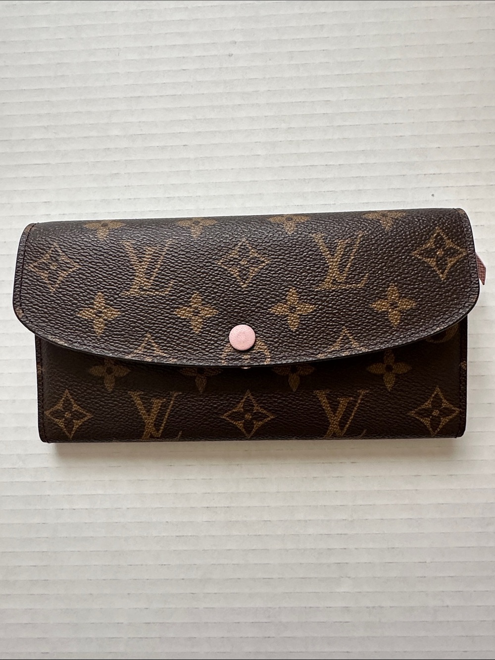 Like New Authentic Louis Vuitton Brown and Pink  Coated Canvas Monogram Wallet